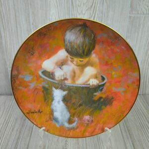 Viletta Thomas Utz Bathtime Visitor Carefree Days Collection Decorative Plate